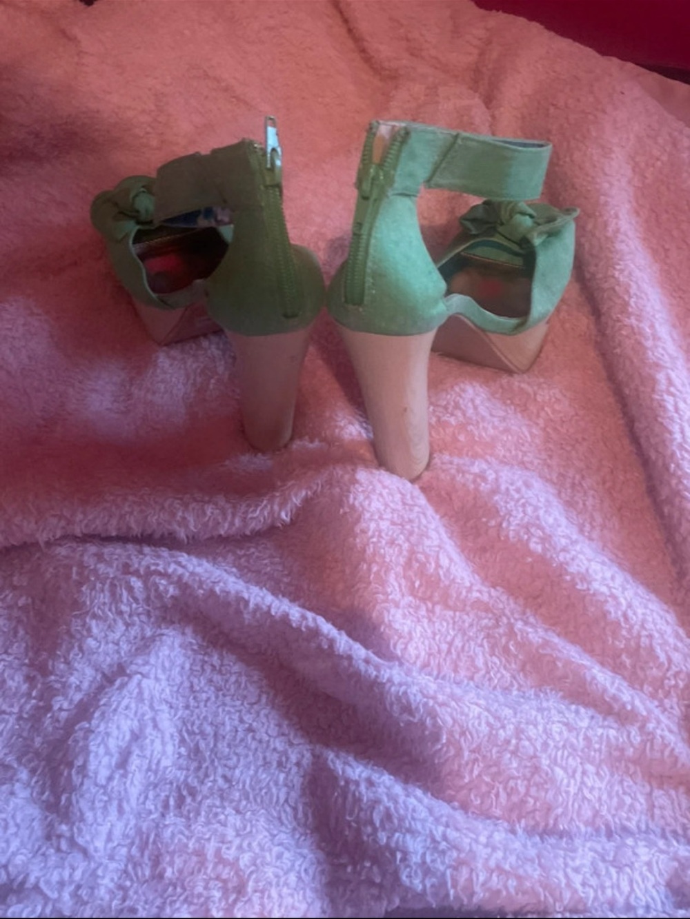 Qupid Green Suede Platform Block Heel Sandals
